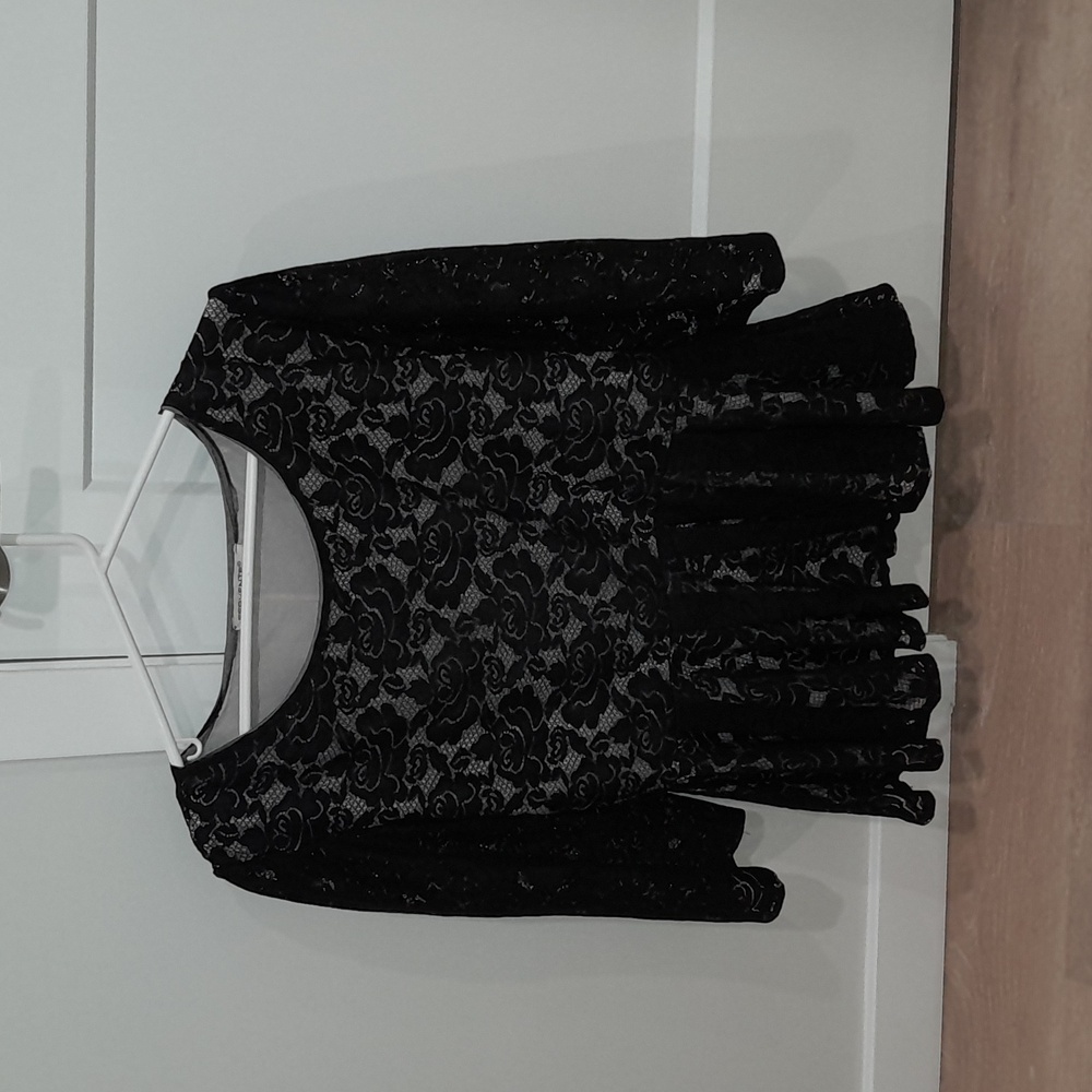 FERVENTE Floral Detailed Lace Blouse
